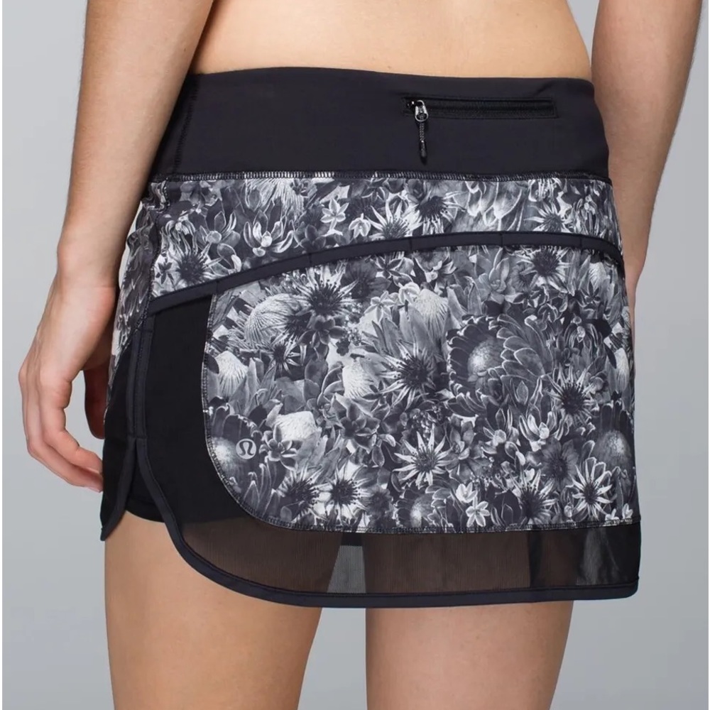 Lululemon “Hotty Hot” Skort